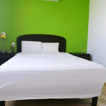 Nirvana Hotel - Cancun Hotel Zone-2